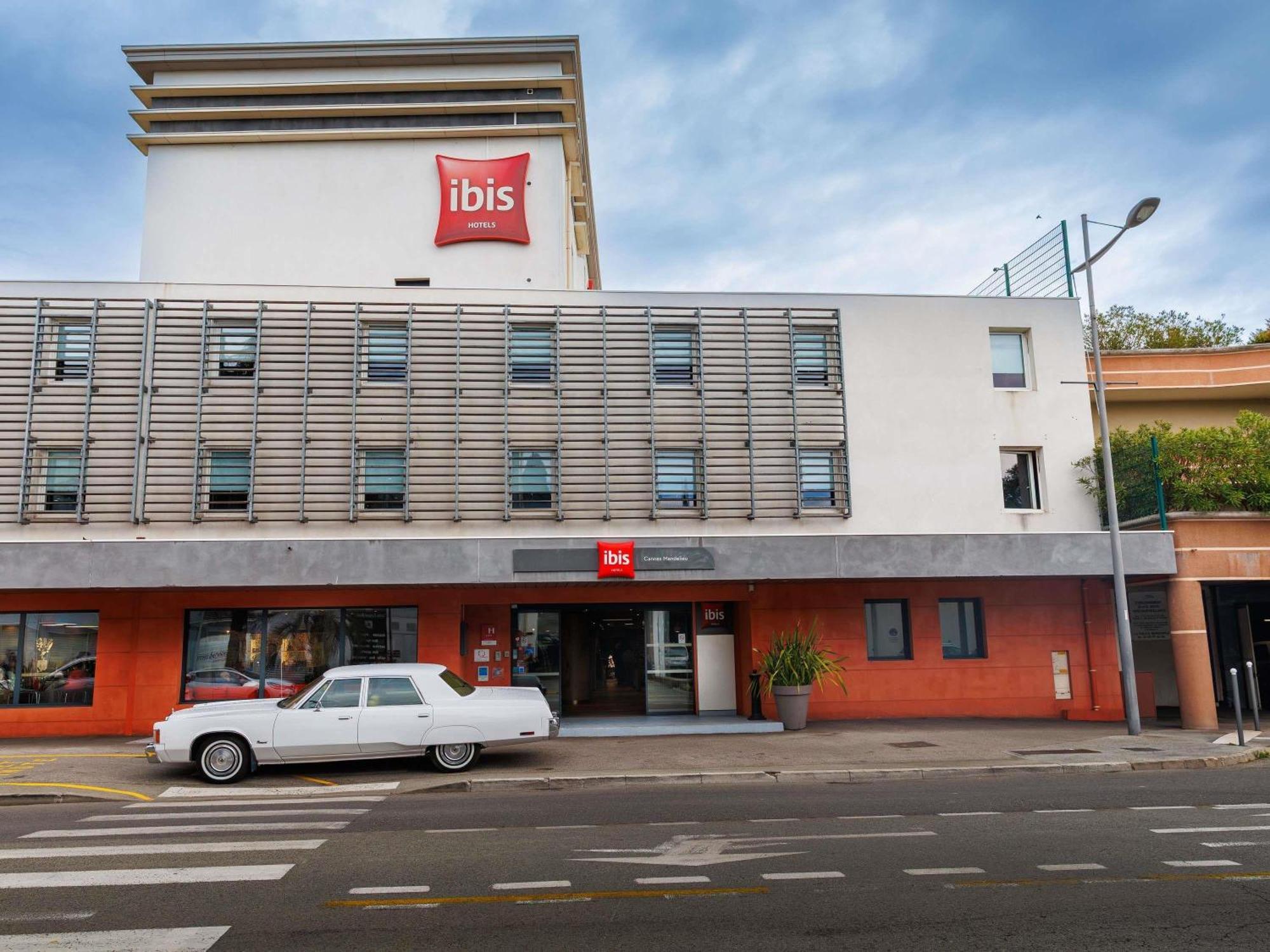 Ibis Cannes Mandelieu Екстер'єр фото