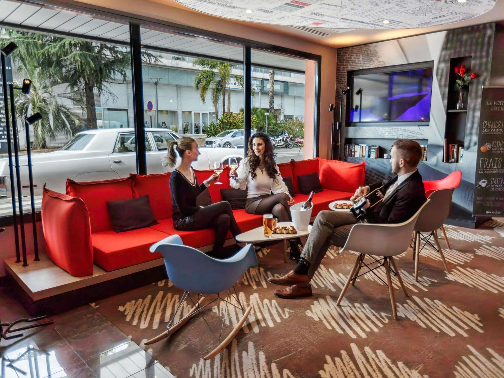 Ibis Cannes Mandelieu Екстер'єр фото