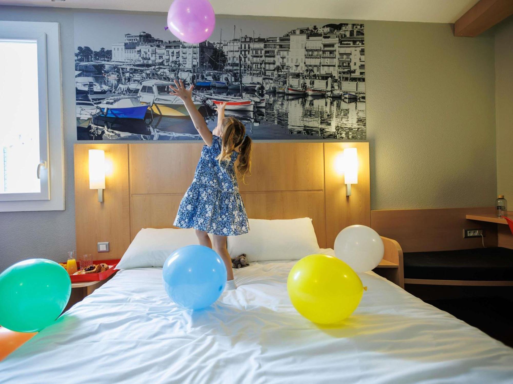 Ibis Cannes Mandelieu Екстер'єр фото