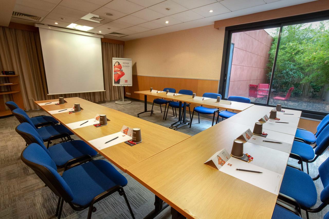 Ibis Cannes Mandelieu Екстер'єр фото